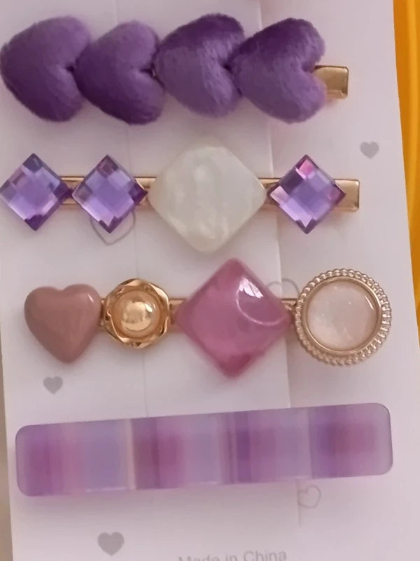 ✨ Illuminez votre coiffure avec notre collection Purple Chic : 1 barette et 5 pinces crocrodiles ! 💜