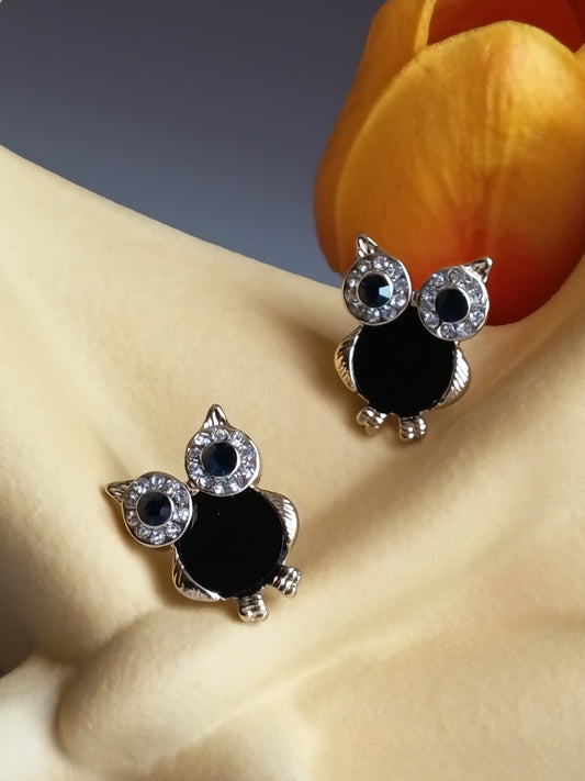 🦉✨ Boucles d'oreilles "Chouette de Nuit" – Élégance & Cristaux Étincelants ✨🦉