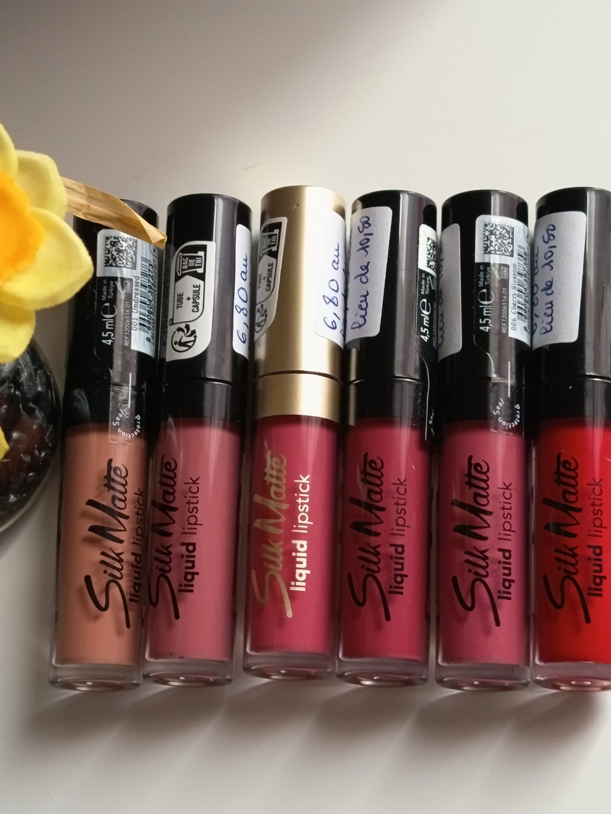 Silk Matte liquid lipstick : rouge à lèvres au fini mat effet soie de Flormar