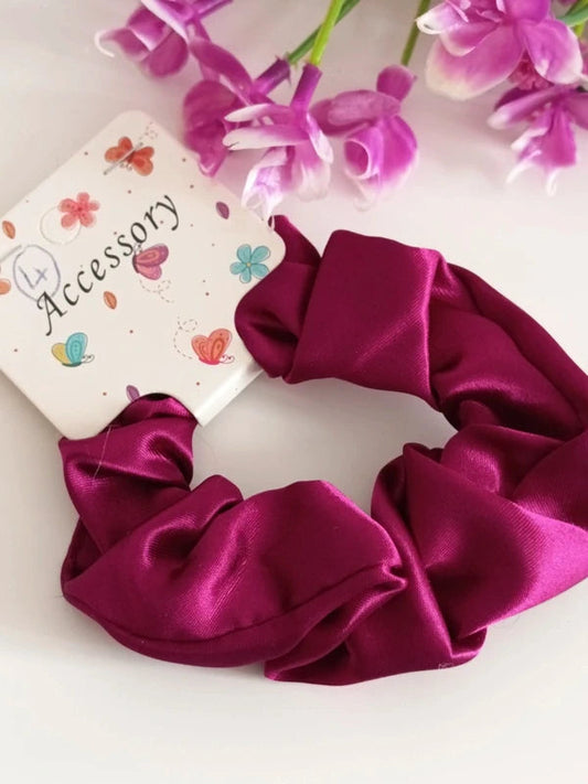 ✨ Scrunchie Élégant en Satin - Fuchsia Vibrant ✨