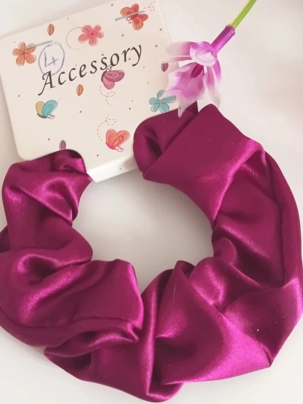 ✨ Scrunchie Élégant en Satin - Fuchsia Vibrant ✨