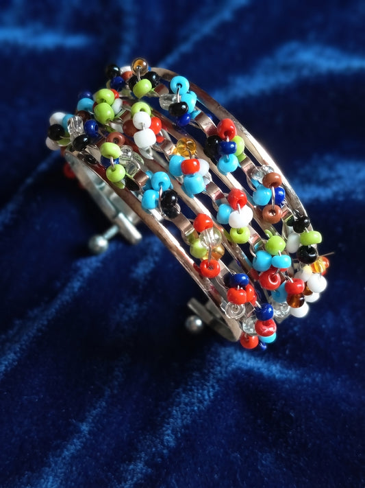 ✨ Bracelet Multi-Rangs Vintage Bohème Chic & Perles Colorées – Édition Limitée ✨