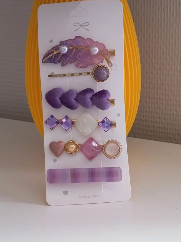 ✨ Illuminez votre coiffure avec notre collection Purple Chic : 1 barette et 5 pinces crocrodiles ! 💜