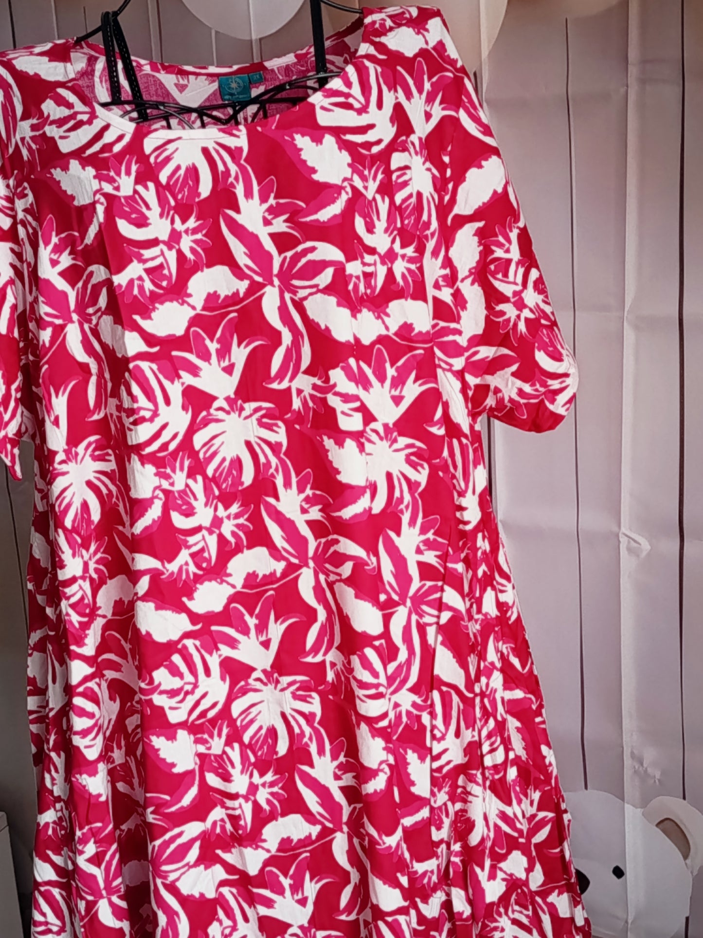 Robe Grande Taille en viscose, blanc et rose, taille 56-58-60, N4