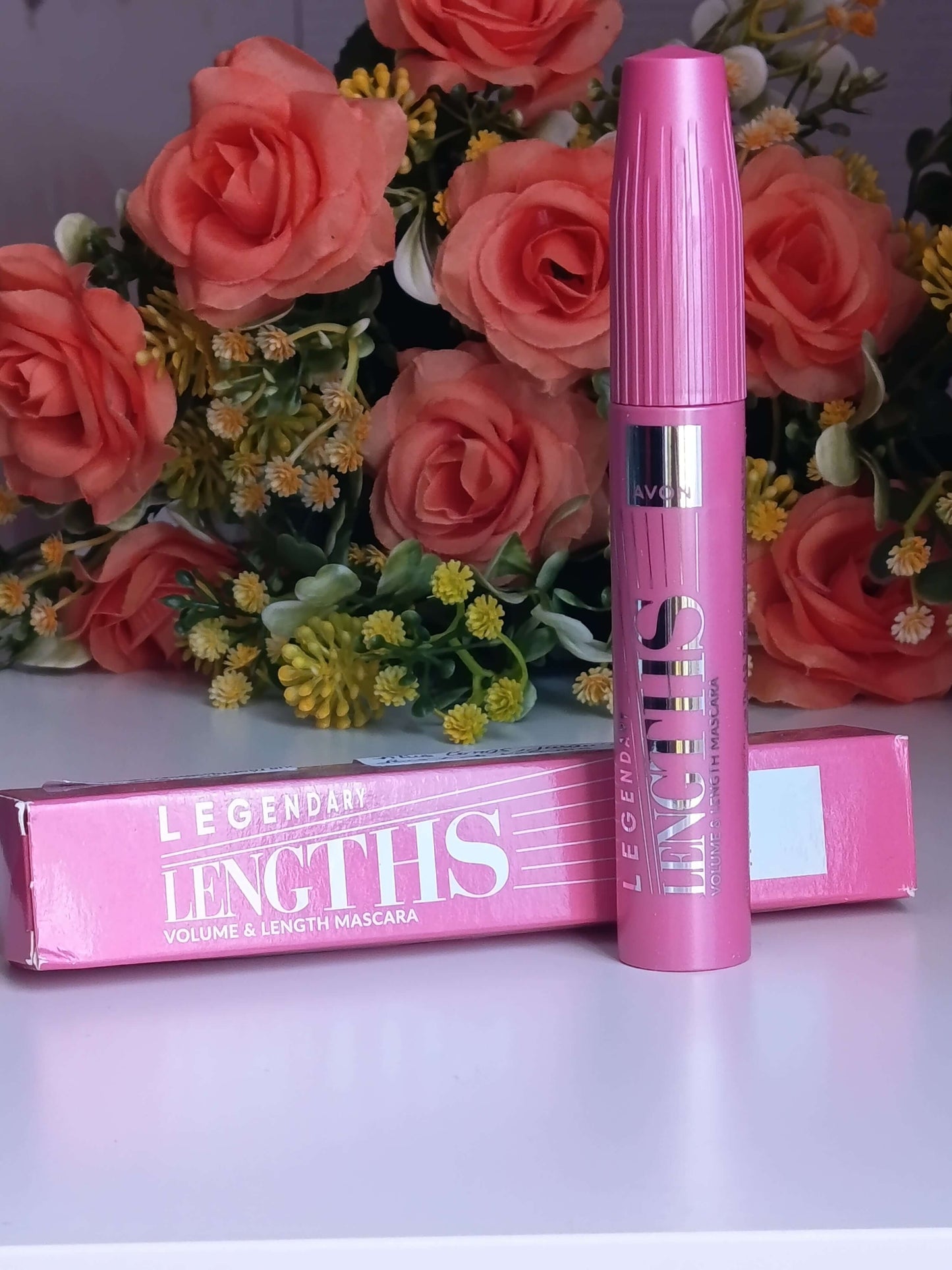 ✨ Mascara Legendary Lengths Avon blackest black