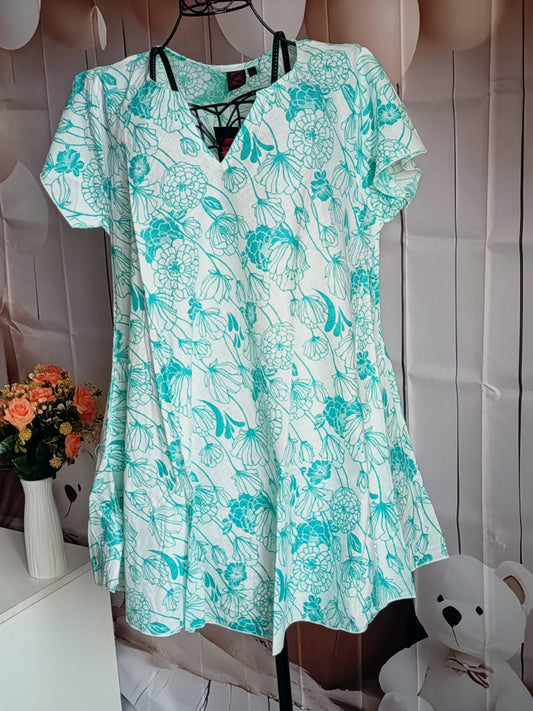 Tunique Grande Taille, avec imprimé florale et feuillage, taille 44-46, N14