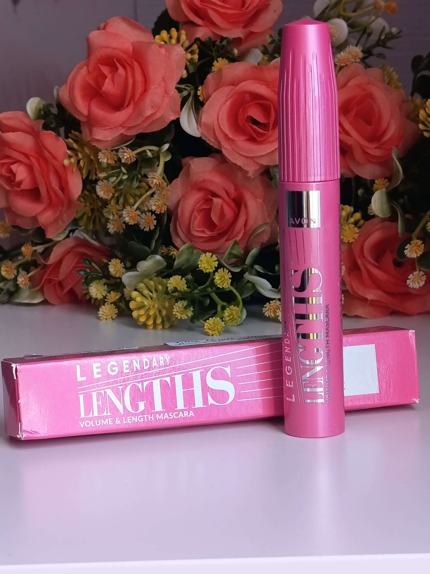 ✨ Mascara Legendary Lengths Avon blackest black