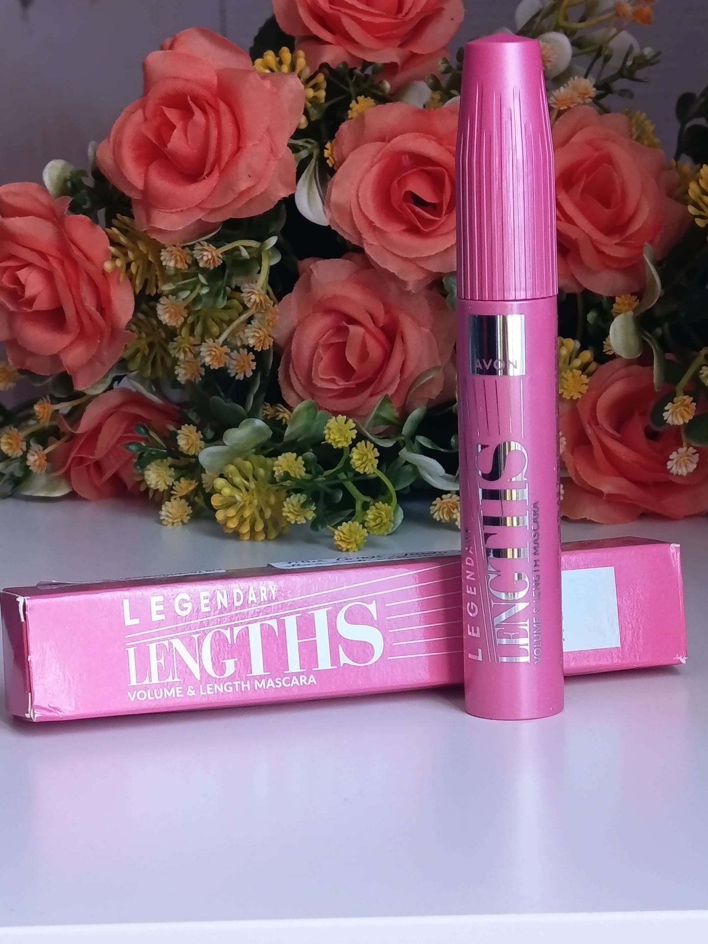 ✨ Mascara Legendary Lengths Avon blackest black
