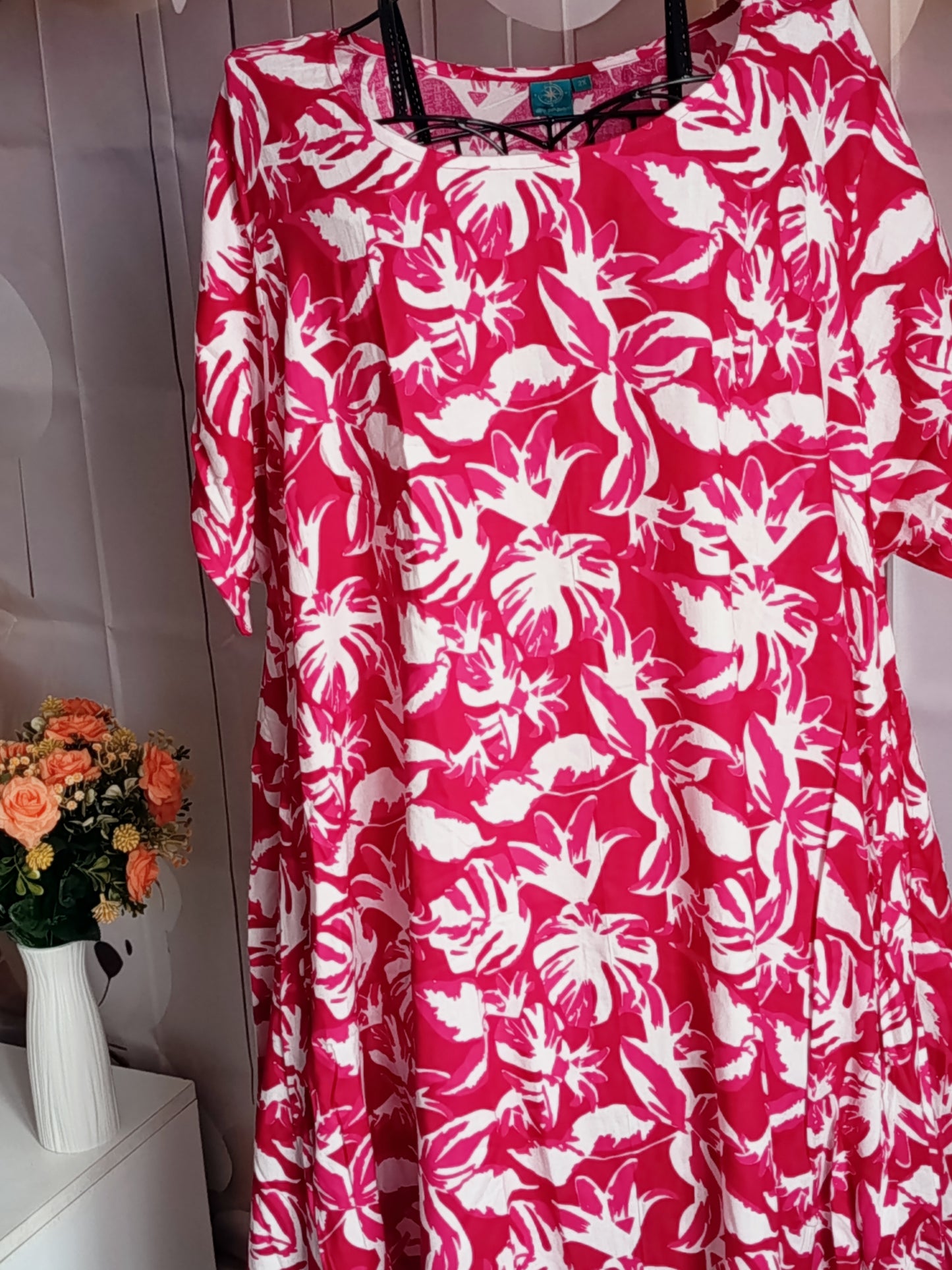 Robe Grande Taille en viscose, blanc et rose, taille 56-58-60, N4