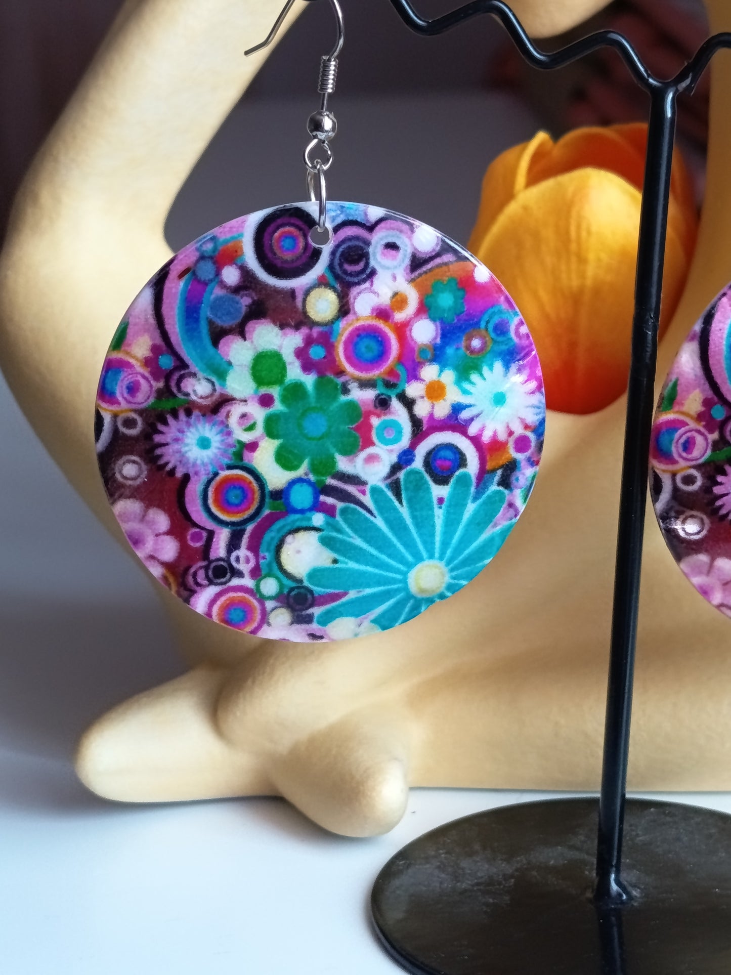 Boucles d'oreilles réversibles "Duo Eclat" en nacre naturelle et motif floral Pop