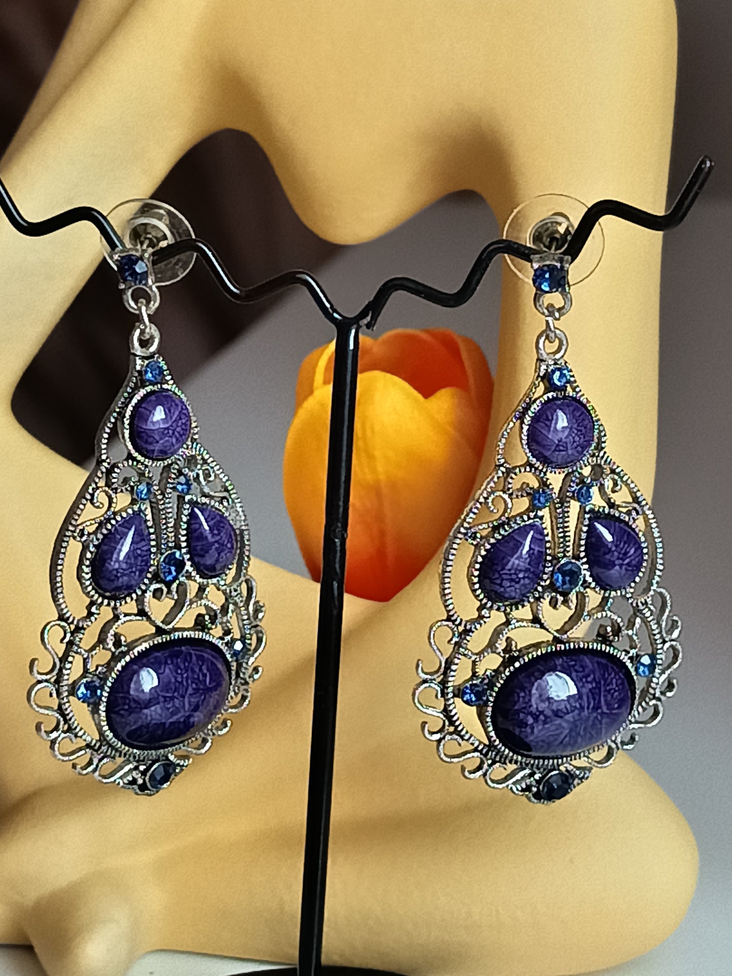 💎Boucles d'oreilles pendantes style vintage — Filigrane argenté & Pierres violettes craquelées ✨