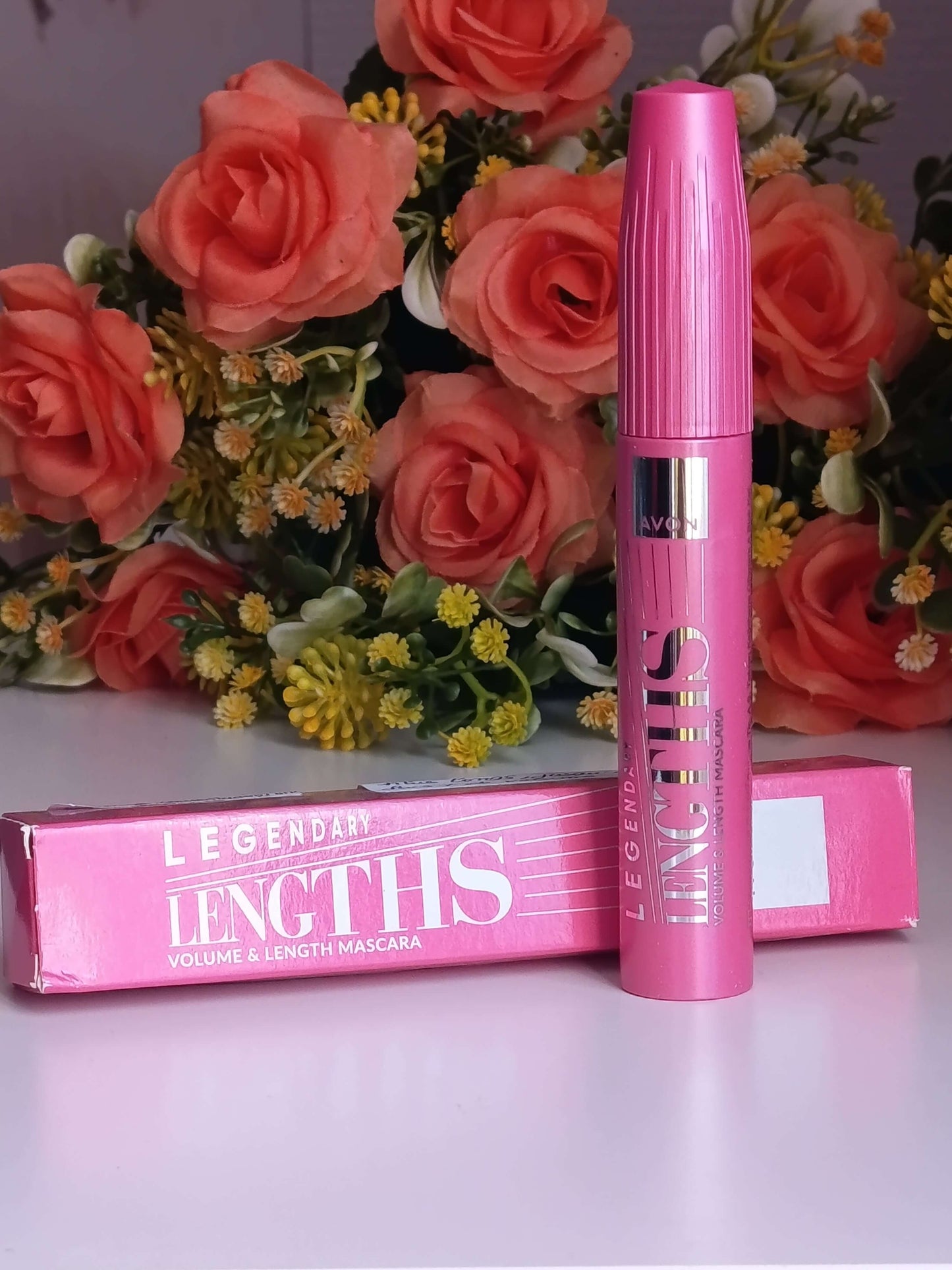 ✨ Mascara Legendary Lengths Avon blackest black