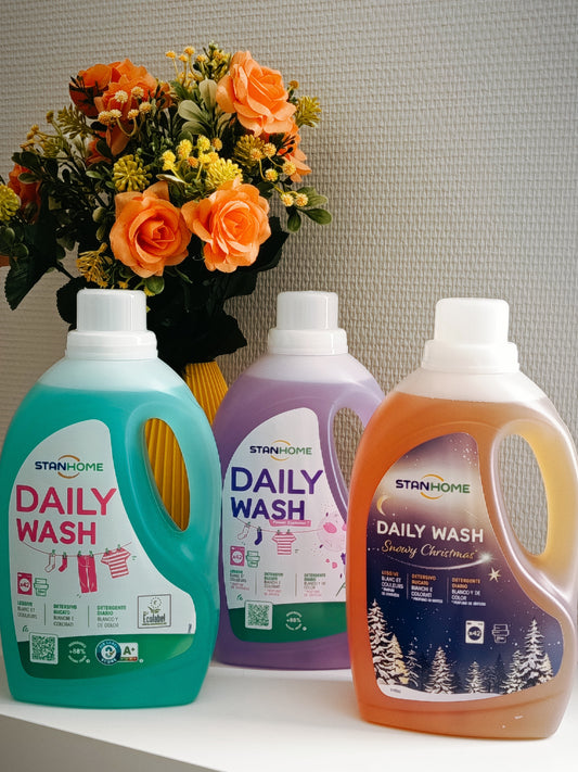 Daily wash : lessive concentrée pour blanc et couleurs. 3 parfums au choix.