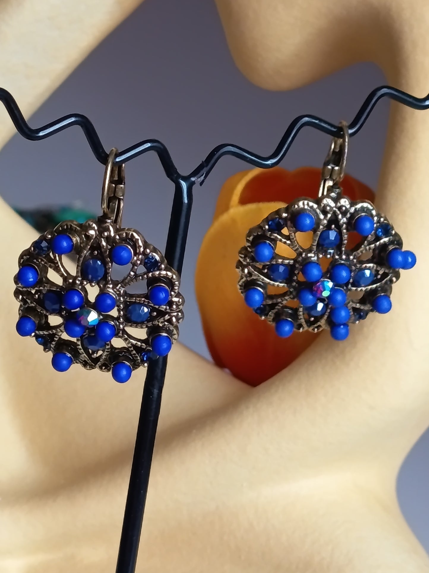 💙 Boucles d’Oreilles "Rosace Royale" – Bleu Cobalt & Bronze Antique