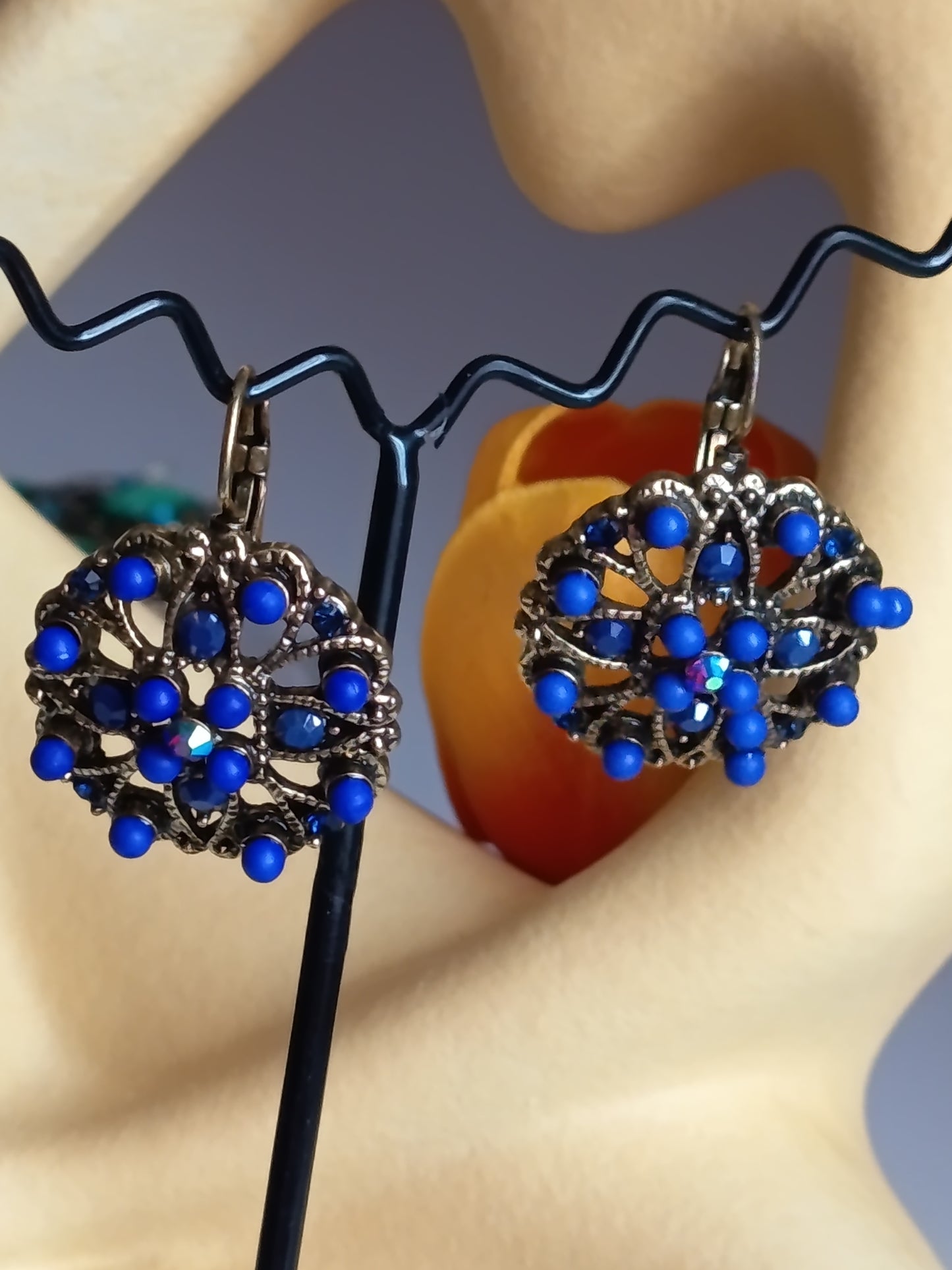 💙 Boucles d’Oreilles "Rosace Royale" – Bleu Cobalt & Bronze Antique