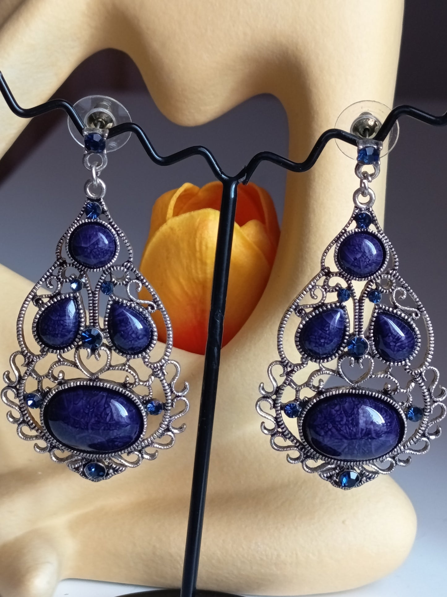 💎Boucles d'oreilles pendantes style vintage — Filigrane argenté & Pierres violettes craquelées ✨