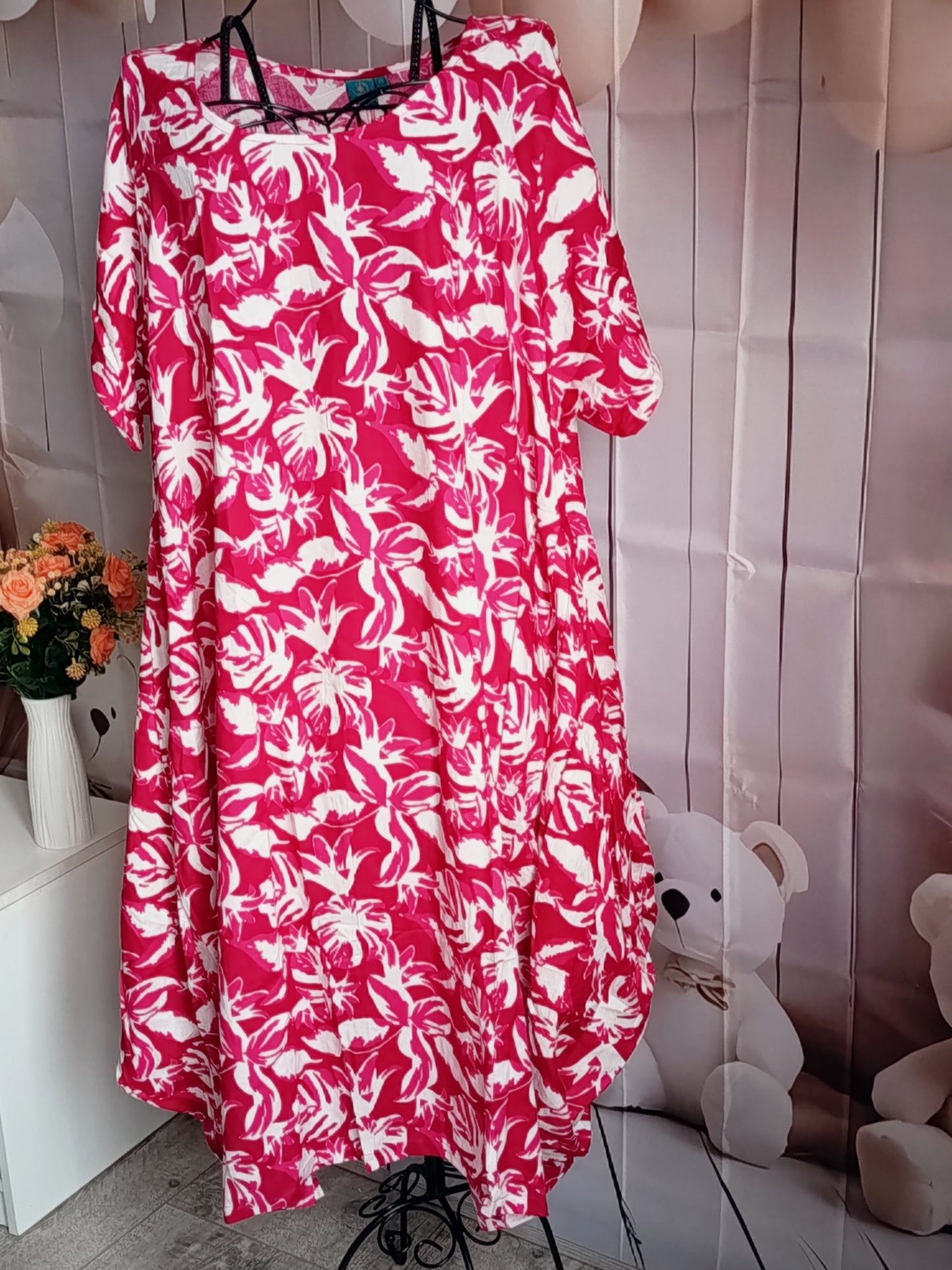 Robe Grande Taille en viscose, blanc et rose, taille 52-54, N3