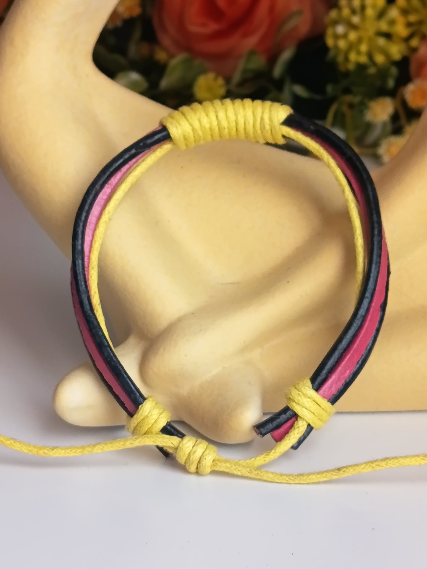 🌈 Bracelet Tressé Multicouche "Éclat Bohème" – Édition Vintage 2000 💫