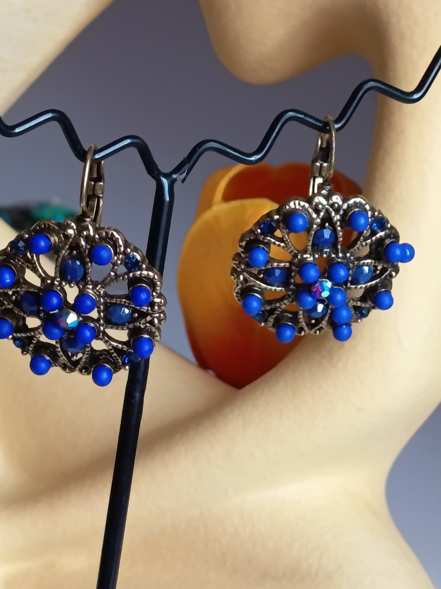 💙 Boucles d’Oreilles "Rosace Royale" – Bleu Cobalt & Bronze Antique