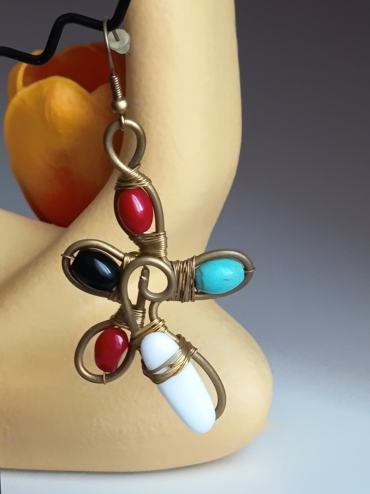 ✨ Éclat Bohème : Boucles d'Oreilles "Étoile de Vie" en Filigrane 🌈