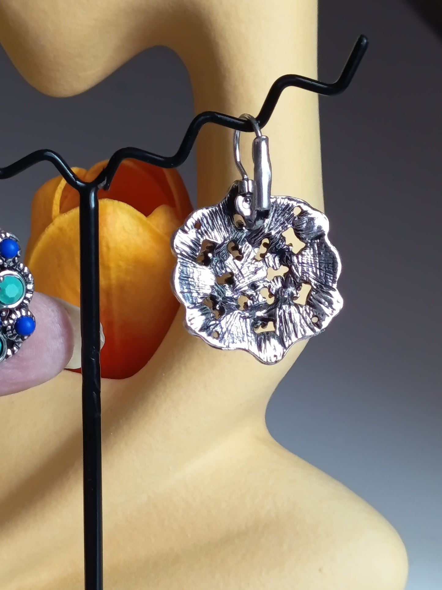 🌸 Boucles d'oreilles "Jardin Turquoise" – L'éclat à vos oreilles ! 💎✨