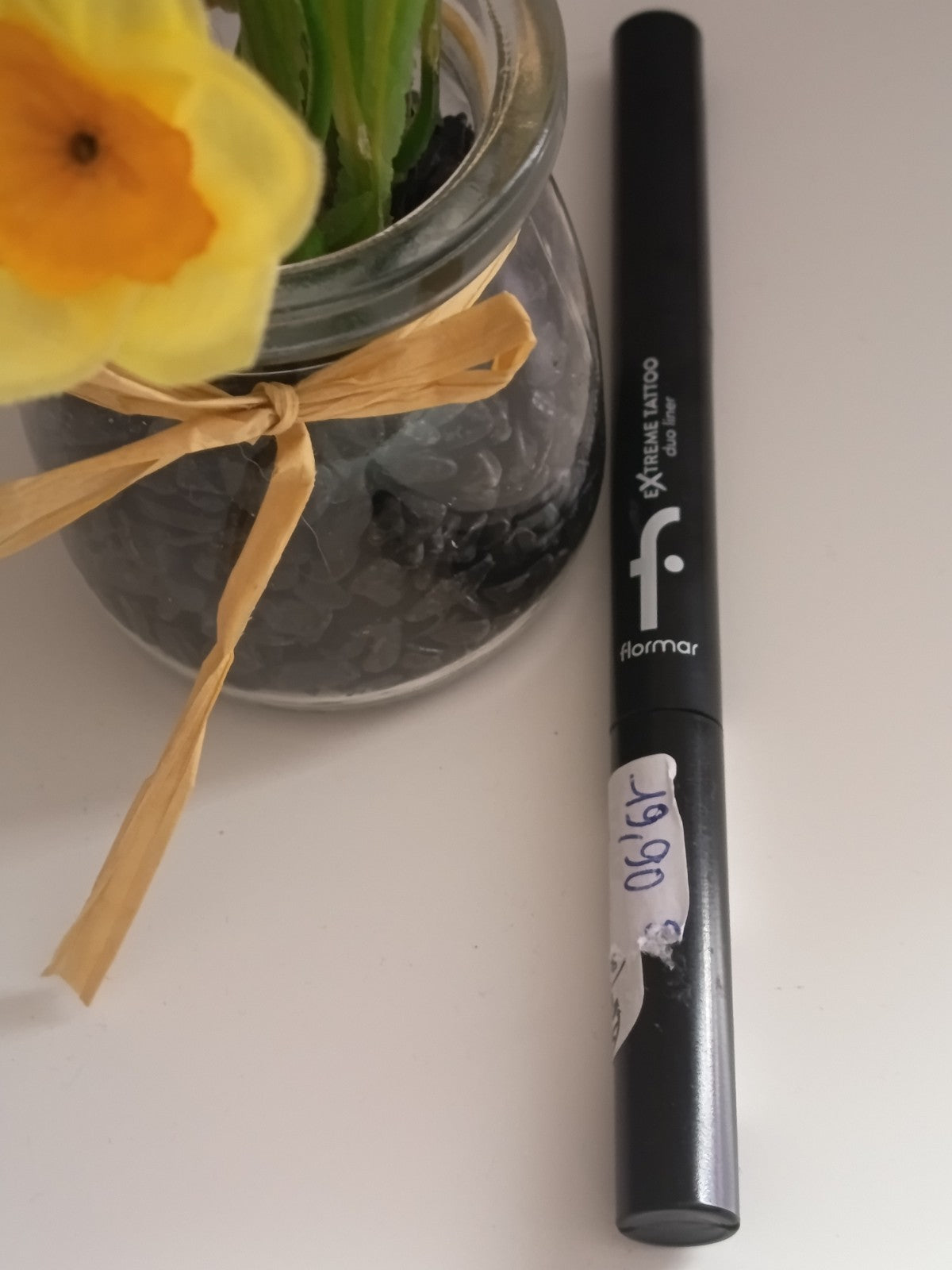 Extreme tatoo duo liner de Flormar 2 en 1 : eyeliner liquide et crayon yeux