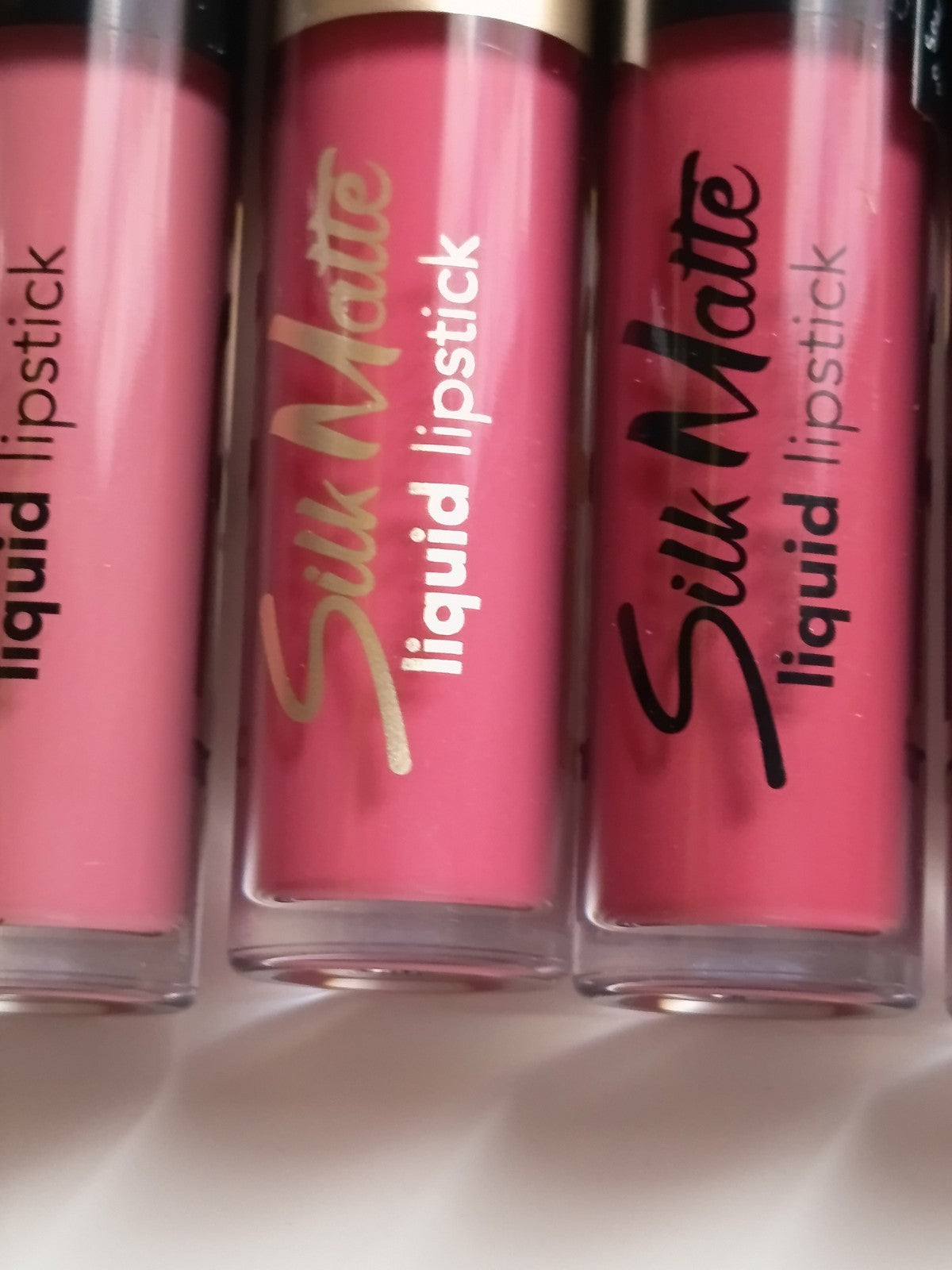 Silk Matte liquid lipstick : rouge à lèvres au fini mat effet soie de Flormar