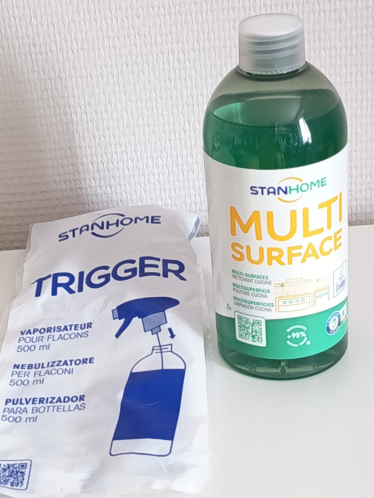 Multi Surface nettoyant cuisine, 500 ml. Et son trigger.  De Stanhome